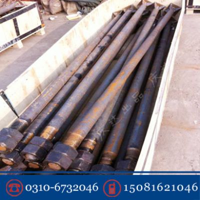 出口用地腳螺栓